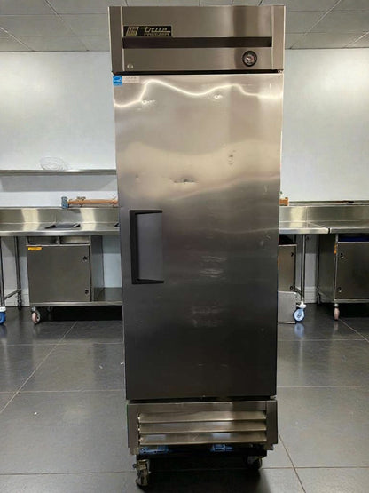 High-Grade Condition – True T-23F Commercial Reach-In Freezer – 115V / Single Phase – Fully Tested & Working!