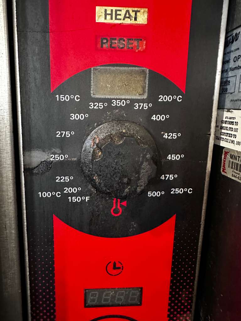 Exceptional Condition – Vulcan VC55GD – Double Stack Natural Gas Convection Oven – Heavy-Duty Commercial Oven w/ Casters – Fully Tested & Operational!