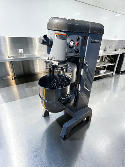 Superb Condition – Hobart D340 Automix – 40 Qt Commercial Planetary Mixer – Stainless Steel Bowl & Heavy-Duty Hook Included – 1.5 HP – 208V – 3 Phase – UL / NSF Listed – Fully Tested & Operational!