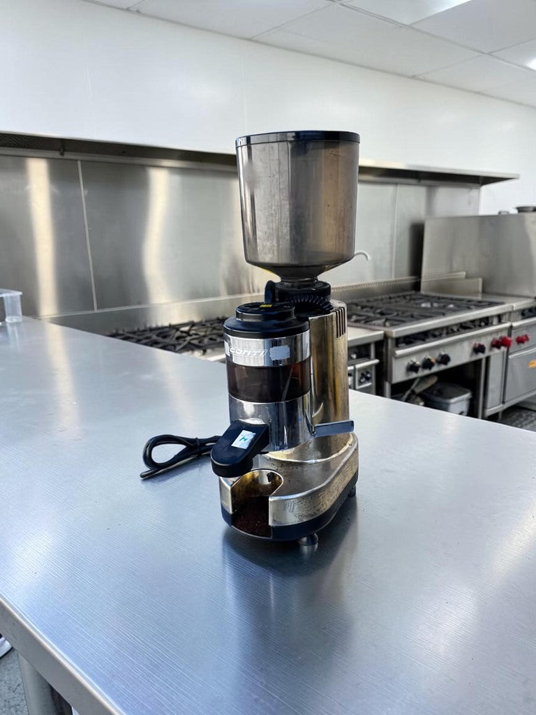 Professionally Maintained Condition – Gino Rossi R.45 / RR45 – Commercial Fully Automatic Espresso Coffee Grinder with Doser – 64 mm Flat Burrs – Made in Italy – Fully Tested & Operational!