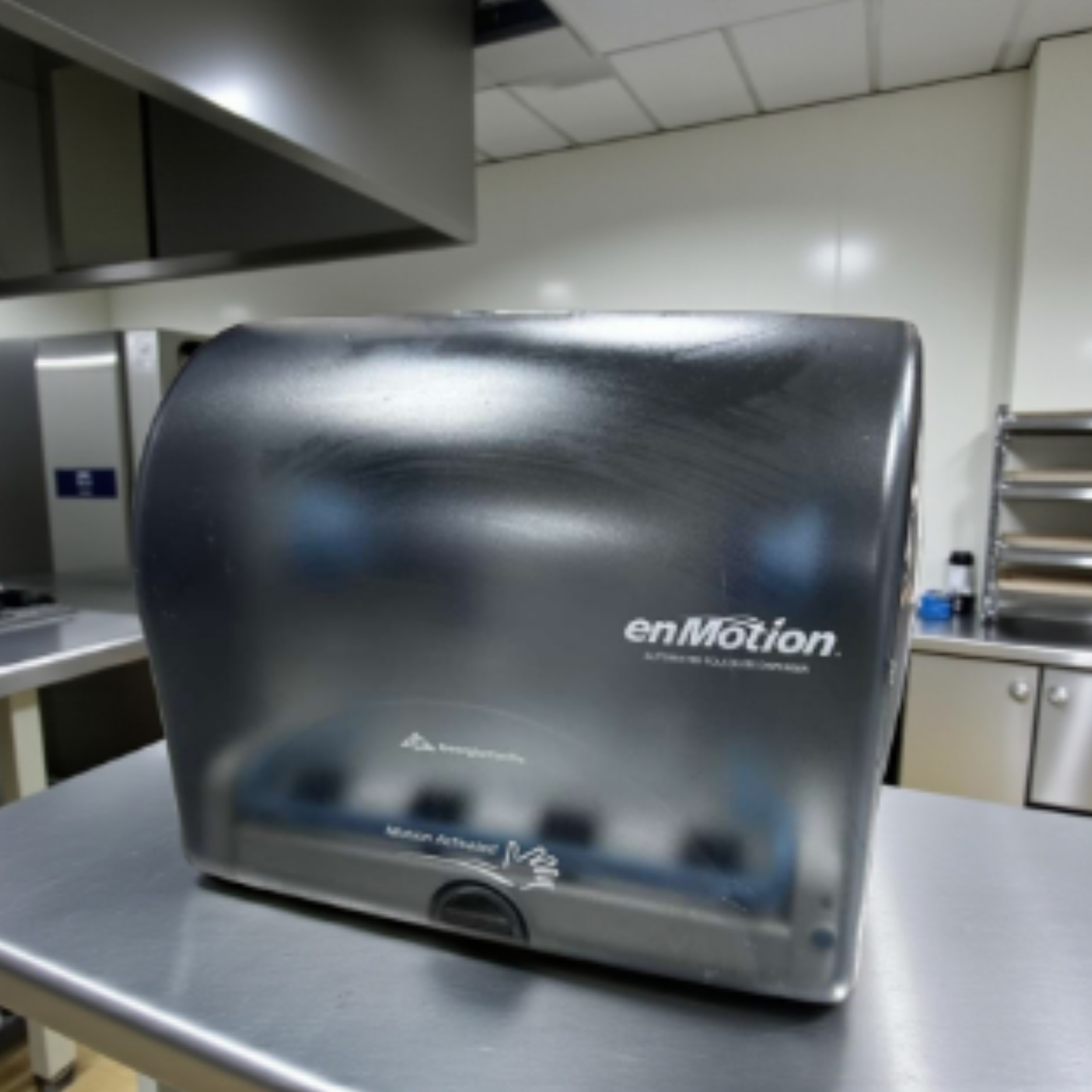 Top-Tier Condition – Georgia-Pacific enMotion 59462A – Automated Touchless Paper Towel Dispenser – Quantity 2 – Black / Smoke – Fully Inspected & Ready for Use!