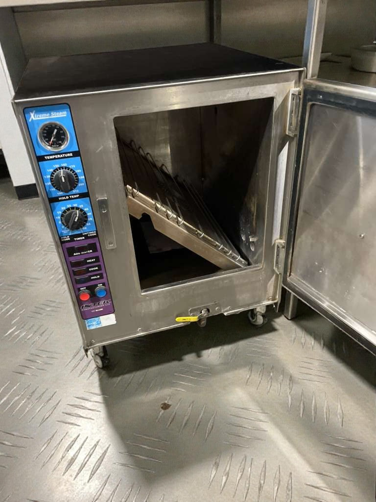 Top-Tier Condition – Intek XS208-8-3000 Commercial Conveyor Oven – 208V / 3-Phase – Fully Tested & Working!