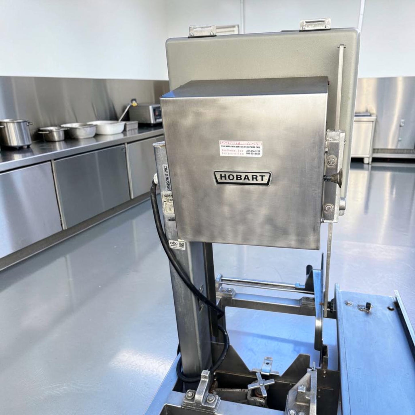 Superior Condition – Hobart 5701D Commercial Meat Saw – 3 HP – 3 Phase – Heavy-Duty Butcher Equipment – Fully Tested & Operational!