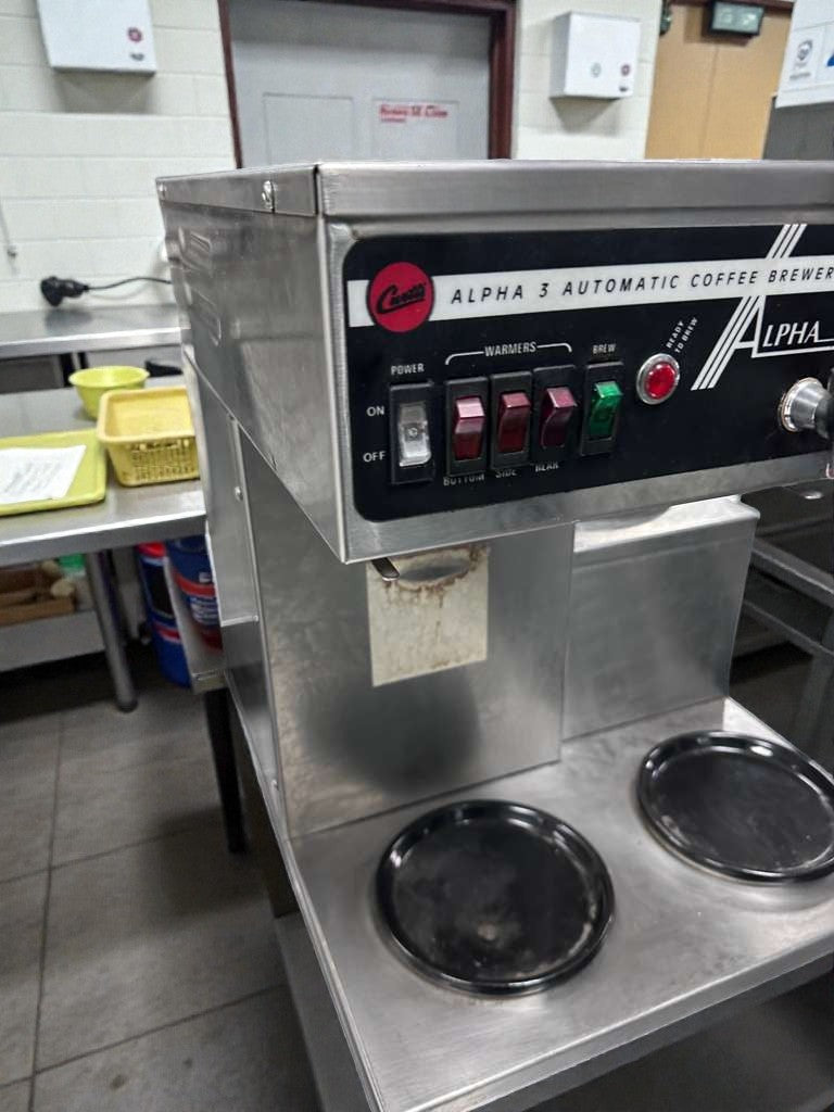 Like-New Condition – Curtis Alpha 3 – Automatic Commercial Coffee Brewer – 120V – UL & NSF Listed – Fully Tested & Operational!