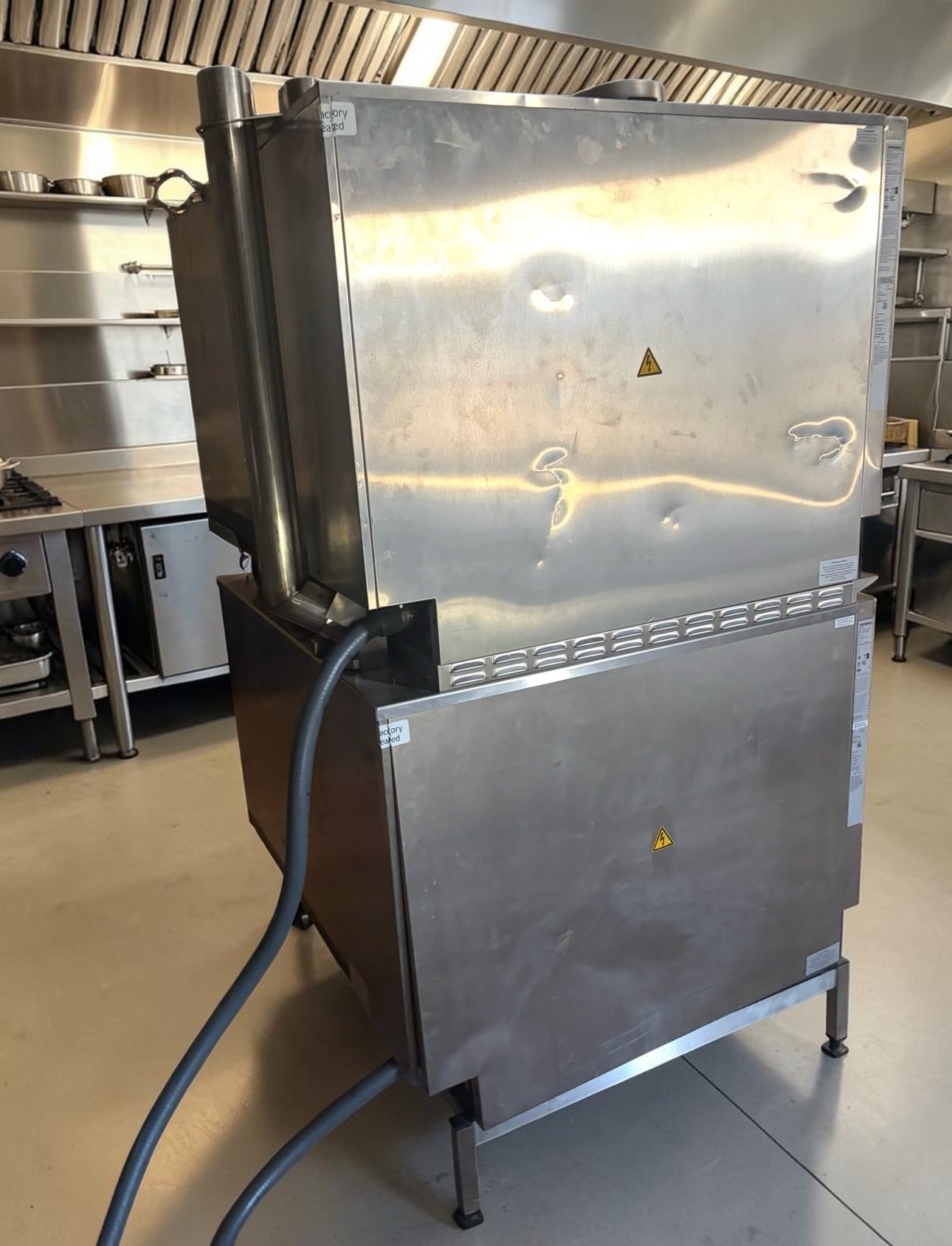 Top-Tier Condition – Quantity 2 New Rational iCombi Pro 6-Full Size Electric Combi Ovens – Double-Deck Combi-Duo System with Low Stand – 12 Full-Size Sheet Pan Total Capacity – 208/240V, Three Phase – 45 kW Combined!