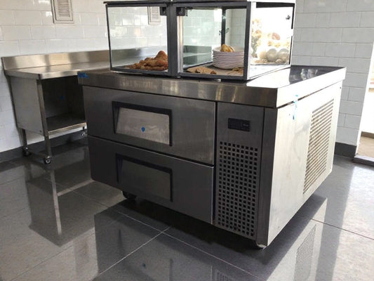 Premium Condition – Traulsen TRCB-36 – Commercial Refrigerated Chef Base – 36 in – 115V – Fully Tested & Working!