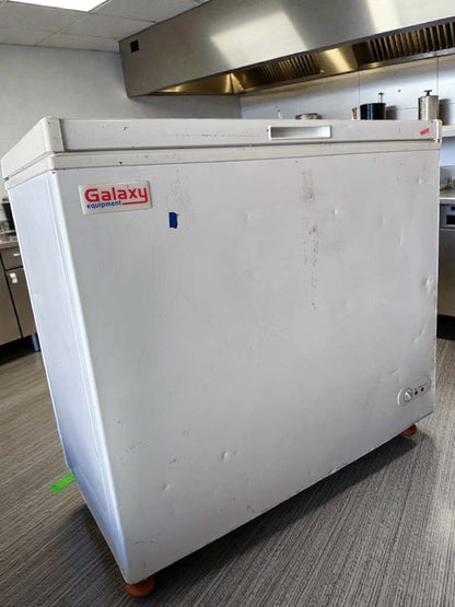 Excellent Condition – Galaxy 177CF7 – Commercial Chest Freezer – 7 Cu. Ft. – 115V – R600a – Fully Tested & Operational!