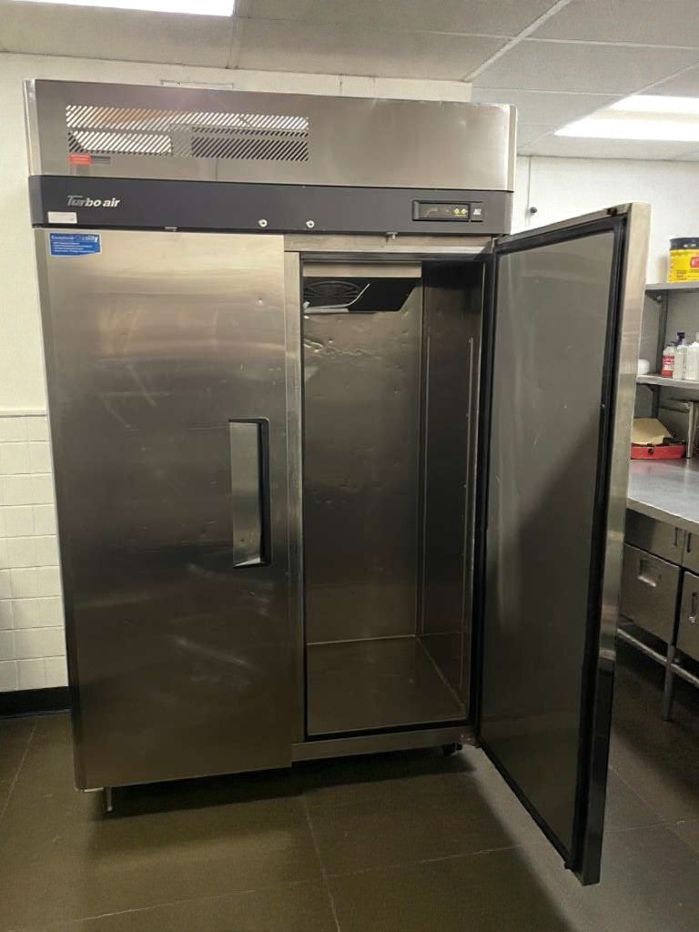Exceptional Condition – Turbo Air Commercial Reach-In Freezer – 115V / Single Phase – Fully Tested & Working!
