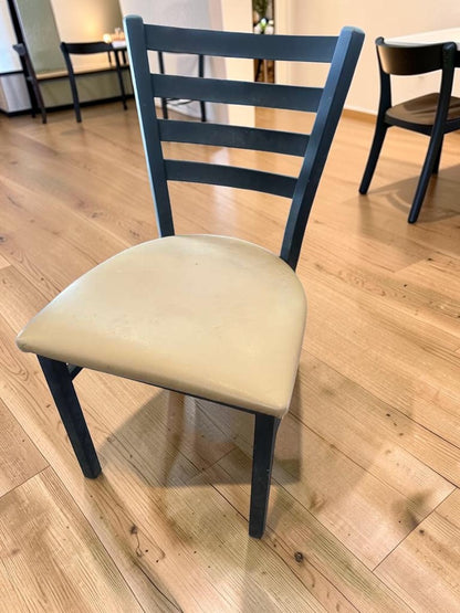 Prime Condition – Commercial Restaurant Dining Chair Set – Black Metal Frame with Padded Vinyl Seat – Ladder Back Style – Quantity 5 – Fully Inspected & Ready for Use!