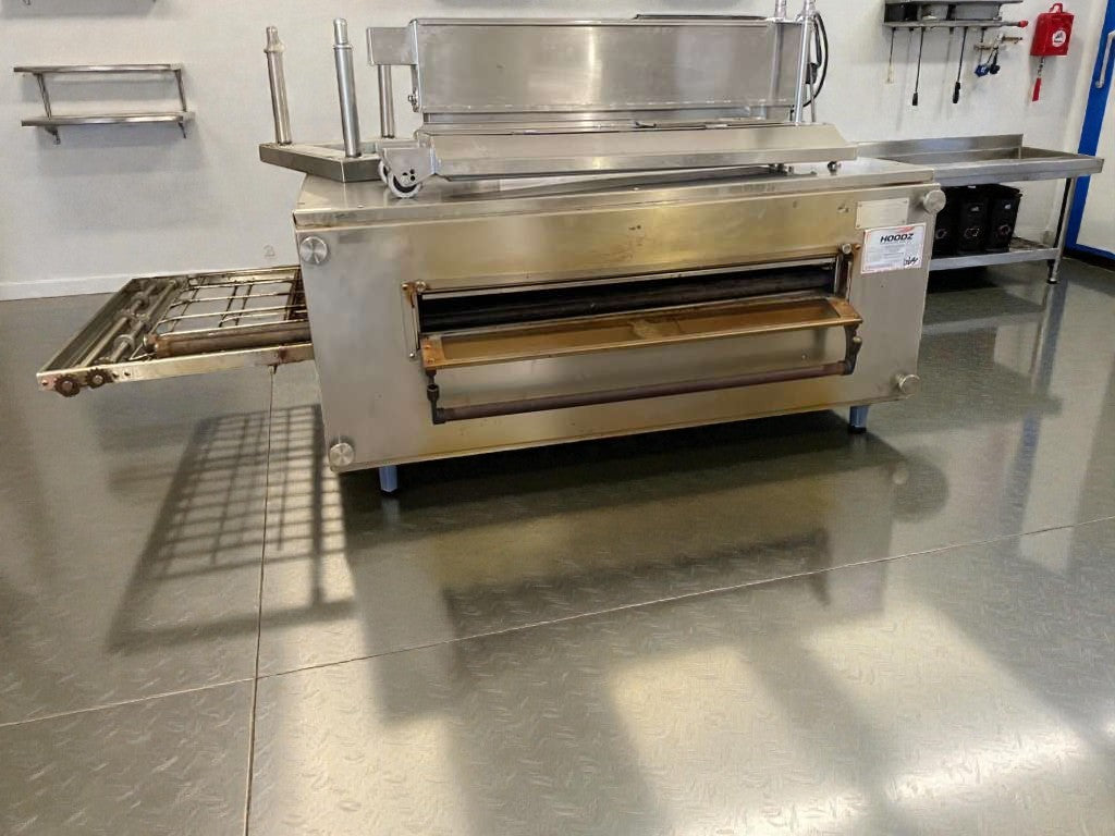 Like-New Condition – XLT Commercial Conveyor Pizza Oven – Natural Gas – Fully Tested & Working!