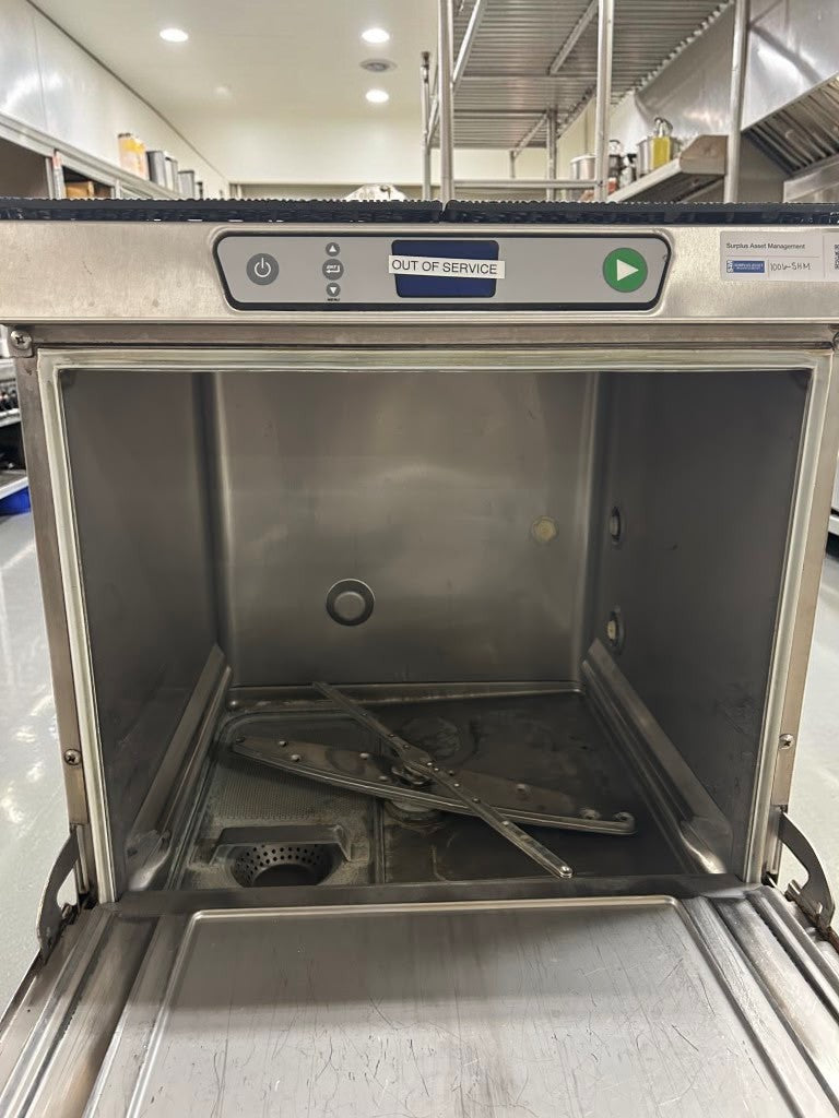 Dependable Condition – Hobart LXEH – 24" High-Temperature Undercounter Dishwasher with Rinse Pump – 32 Racks per Hour – 120/208–240V – NSF & UL Listed – Service Required!