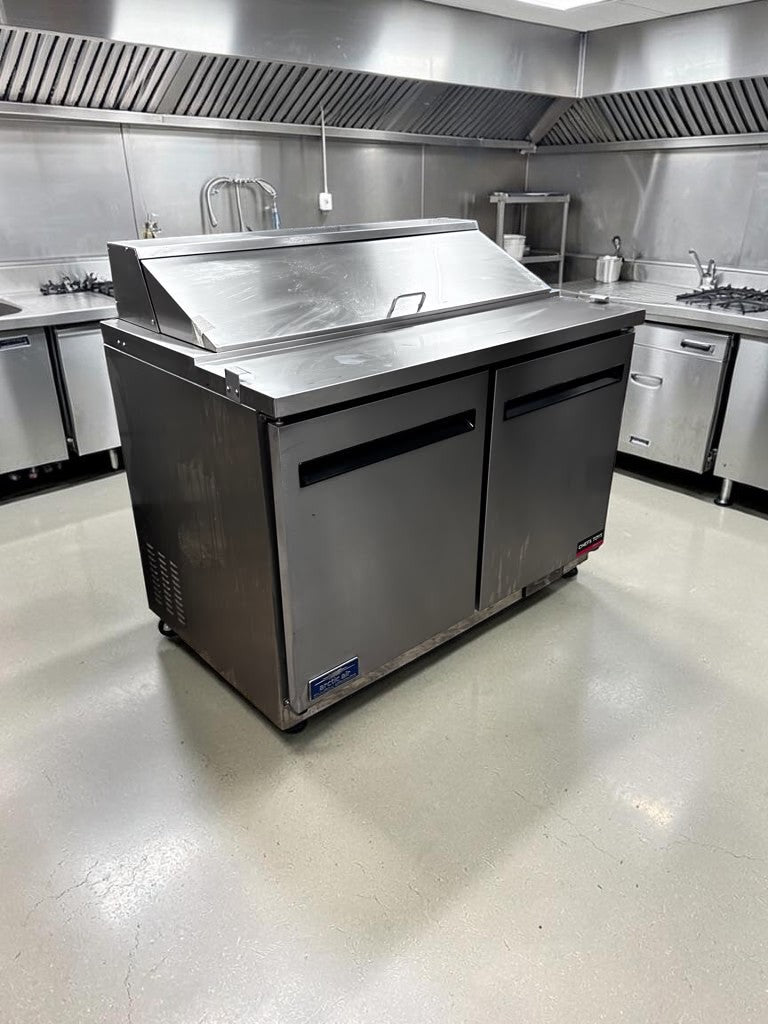Flawless Condition – Arctic Air AST48RZ – 48" Two-Door Sandwich/Salad Prep Table – 12 Cu. Ft. – 12-Pan Capacity – 115V – Fully Tested & Operational!