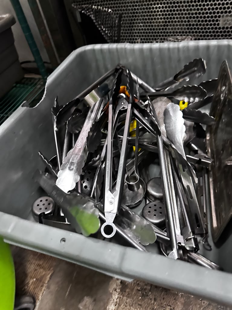 Well-Maintained Condition – Mixed Commercial Kitchen Utensil Lot – Two Containers with Tongs, Spatulas, Ladles & Serving Tools – Ready for Restaurant Use!
