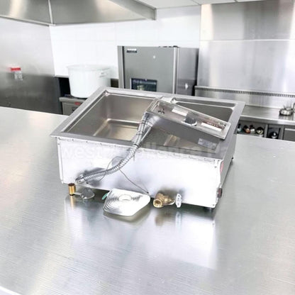 Brand New – Wells 5P-MOD200TDM – Two-Well Top-Mount Drop-In Food Warmer – Thermostatic Controls, Drains & Manifold – 208/240V!
