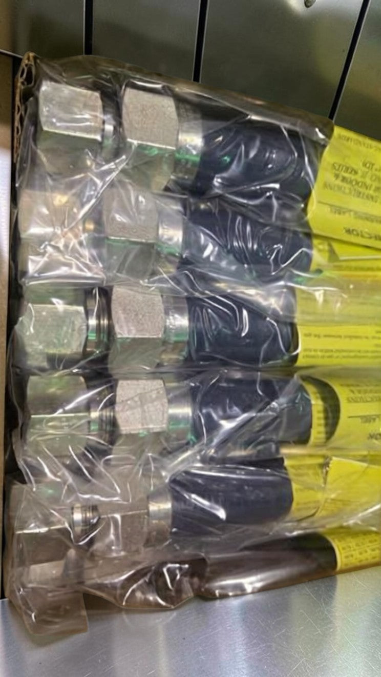 Pristine Condition – QTY 10 North American Kitchen Solutions NK-S-36 – Commercial Gas Connector Hoses – 36" Length – 3/4" MIP × 3/4" FIP – New In Box!