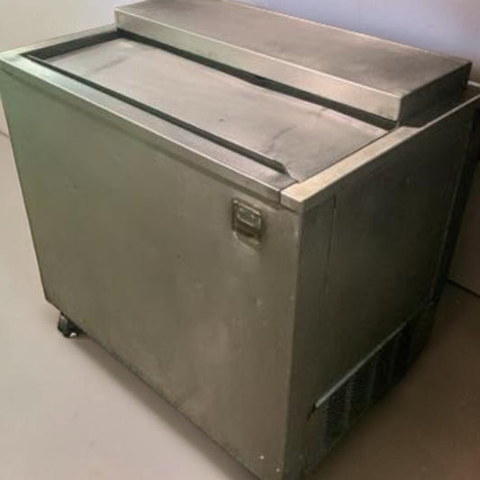 Prime Condition – Sani King Commercial Deep Well Cooler – Top-Loading Sliding Lids – Stainless Steel – Mobile Casters – 120V – Fully Tested & Operational!