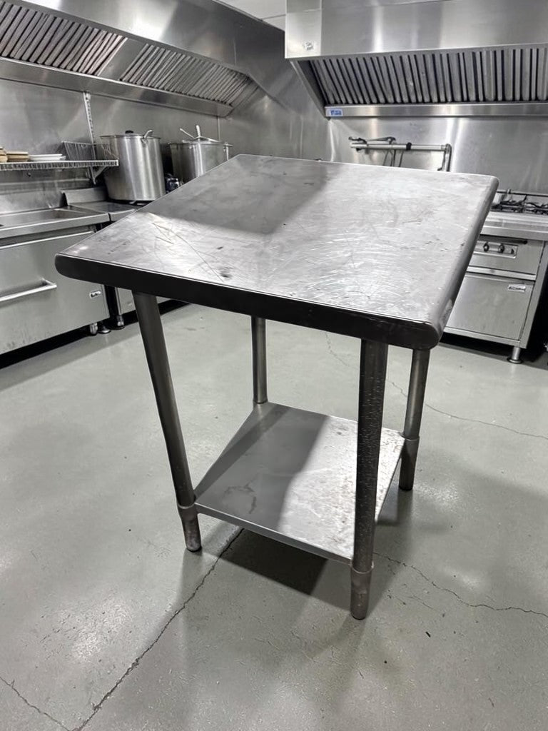 First-Class Condition – Commercial Stainless Steel Work Table – 24" x 24" – Adjustable Undershelf – Fully Cleaned & Ready for Use!