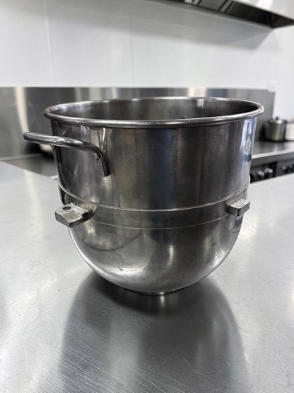 High-Grade Condition – Hobart 30 Qt. Stainless Steel Mixer Bowl – Commercial Replacement Mixing Bowl – Heavy-Duty Restaurant Mixer Accessory – Ready for Use!