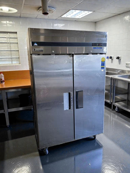 Top-Tier Condition – Everest ESF2 – Commercial Reach-In Freezer – 2 Section – 48 Cu. Ft. – NSF / ETL Listed – Fully Tested & Operational!