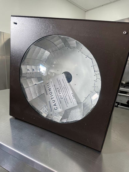 New – Sun Valley Architectural Lighting – 24 x 24 Commercial Ceiling Light Fixture – Reflector Housing – 277V – Fully Tested & Operational!