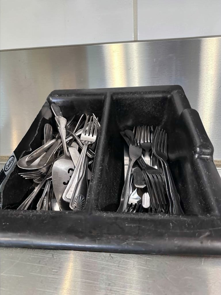 Exceptional Condition – Commercial Stainless Steel Flatware Lot – Restaurant Forks & Spoons – Bulk Set – Fully Serviceable!