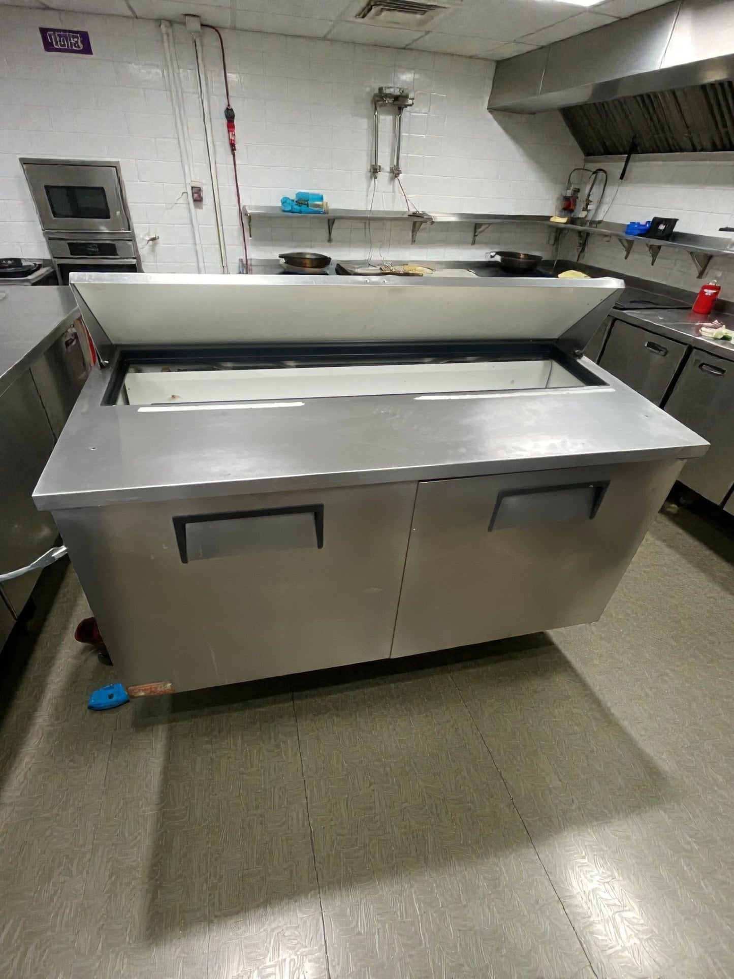 Outstanding Condition – True TSSU-60-16 Commercial Sandwich / Prep Refrigerator – 115V / Single Phase – Fully Tested & Working!