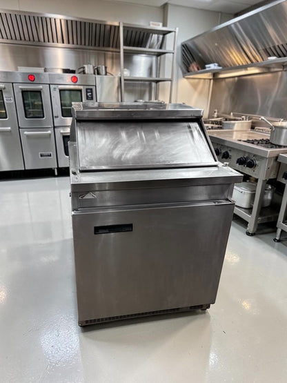 Superior Condition – Randell 9412-32-7 – 32" Single Door Refrigerated Sandwich & Salad Prep Unit – 12 Pan Capacity – 115V – NSF & cULus Listed – Fully Tested & Operational!