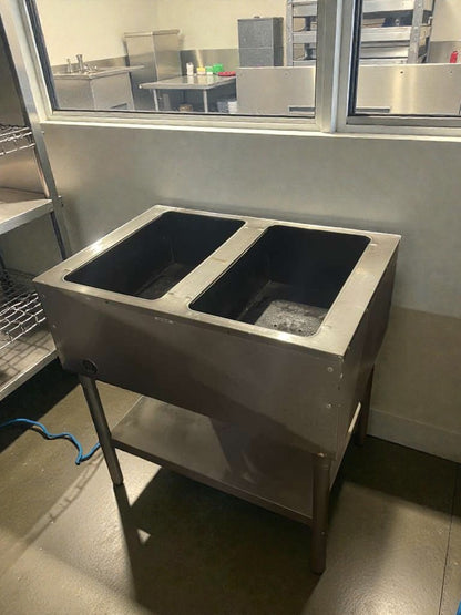 Exceptional Condition – Eagle Waterless Hot Food Table (2-Well) – Manual Controls – Fully Tested & Working!
