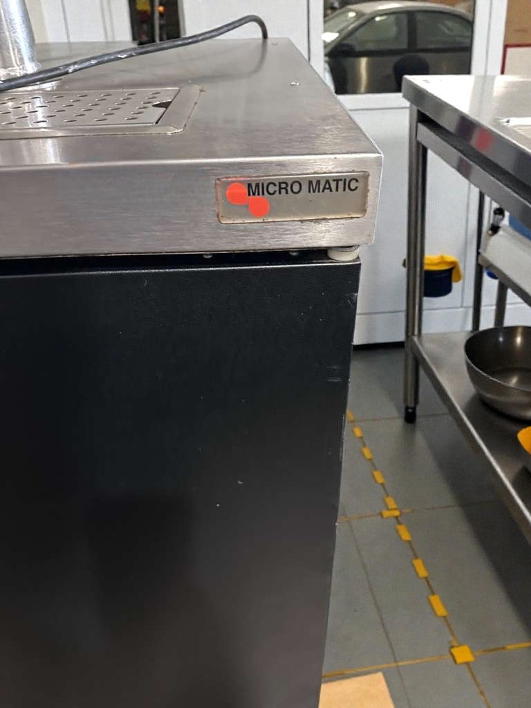 Outstanding Condition – Micro Matic Commercial Beer Kegerator – Dual Tap Draft System – Stainless Steel – Fully Tested & Operational!