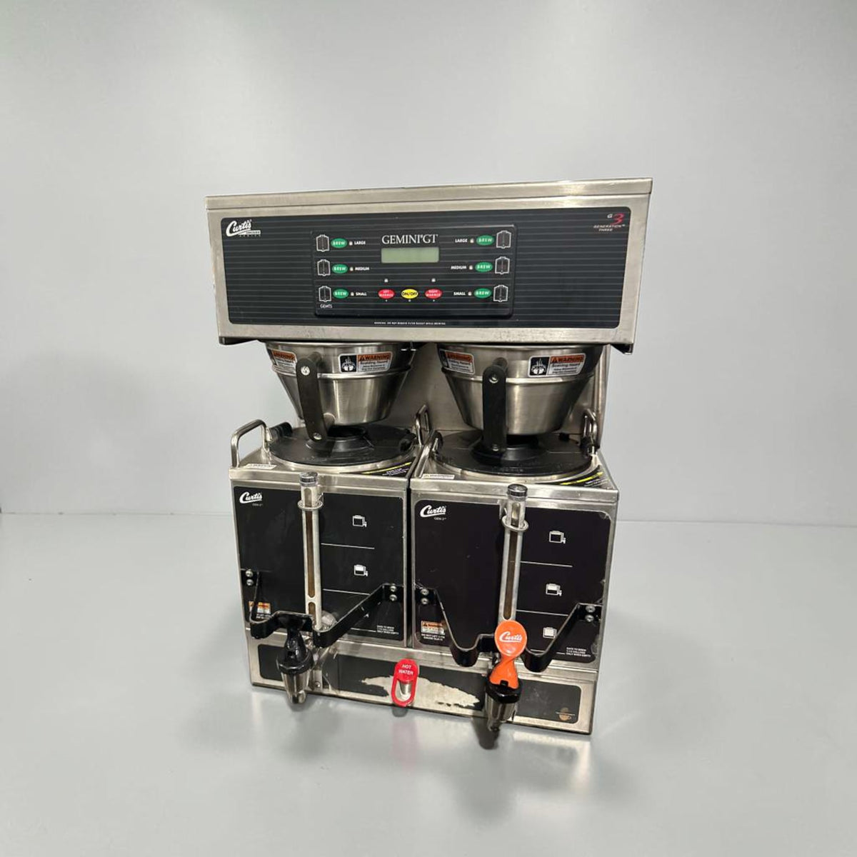 Exceptional Condition – Curtis GEMTS10A1000 Gemini G3 – Twin 1.5 Gallon Commercial Satellite Coffee Brewer – 220V – UL & NSF Listed – Fully Tested & Operational!