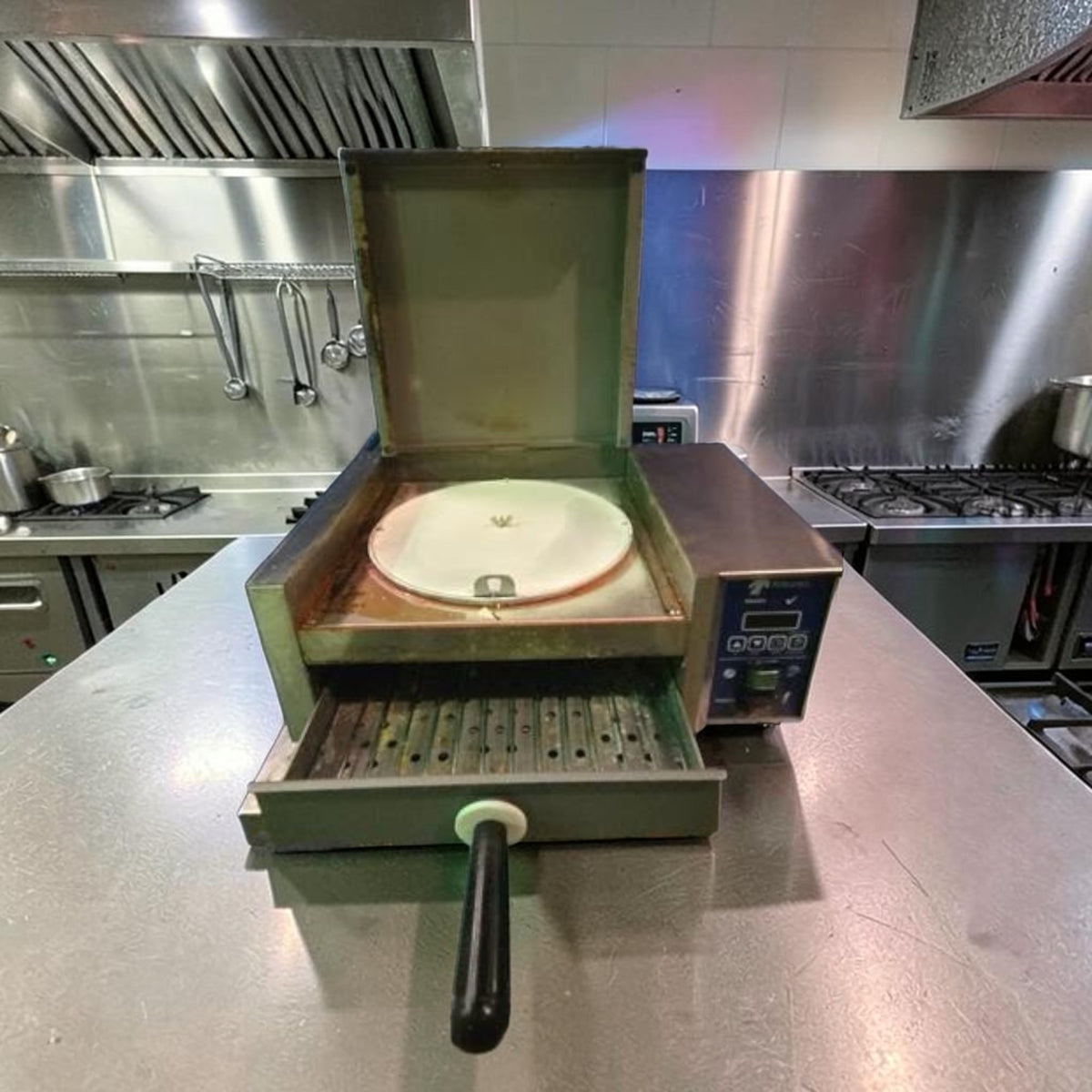 Dependable Condition – Antunes MS-250 / Mfg. No. 9100430 – Commercial Miracle Steamer – Direct Water Hookup – Pull-Out Spatula – 208V – 3300W – Fully Tested & Operational!