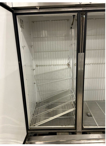 Excellent Condition – True T-49F Commercial Reach-In Freezer – 115V / Single Phase – Fully Tested & Working!
