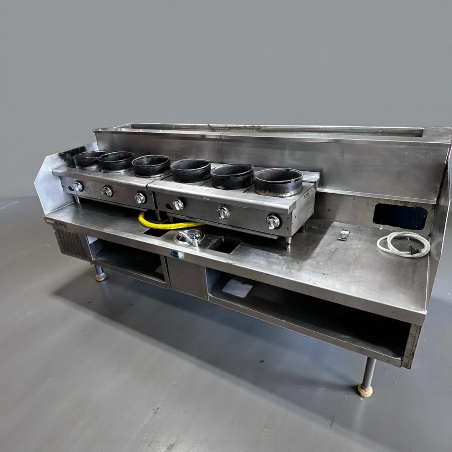 Immaculate Condition – Commercial 6 Burner Wok System – Stainless Steel Wok Cooking Line with Refrigerated Top / Cold Rail – Gas Operation – Fully Tested & Operational!