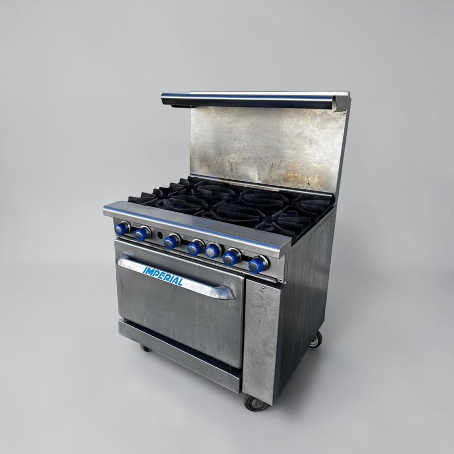 Superior Condition – Imperial IR-6 Pro Series – 36" Commercial 6-Burner Gas Range with Standard Oven – 227,000 BTU – Natural Gas – NSF & CSA Certified – Fully Tested & Operational!