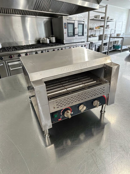 Dependable Condition – Avantco T140 – 10" Commercial Conveyor Toaster – 3" Opening – 300 Slices per Hour – 120V – 1,750W – Fully Tested & Operational!