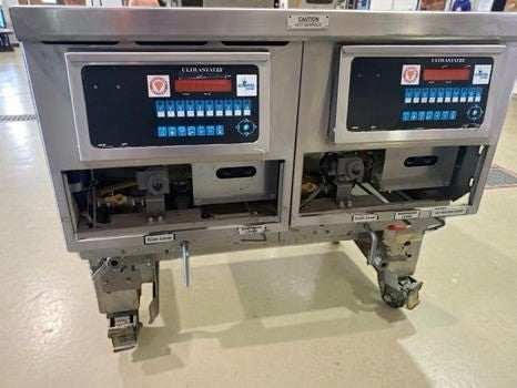 Elite Condition – Ultrafryer Systems B-P20-18-4-UC_NAT – UltraGold 78" Gas Deep Fryer – 4 Fry Tanks – UltraClear Filtration – 260,000 BTU – ENERGY STAR® – NSF / CSA Listed – Fully Tested & Operational!