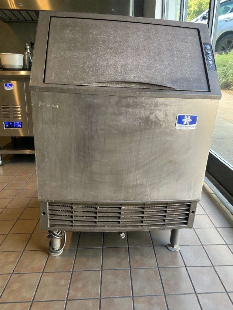 Immaculate Condition – Manitowoc Commercial Undercounter Ice Maker - 115V / Single Phase - Fully Tested & Working!