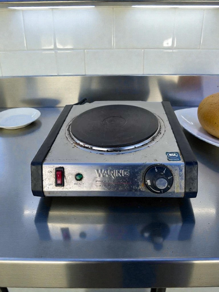 Excellent Condition – Waring WEB300 – Commercial Single Burner Hot Plate – 120V – UL Listed – Fully Tested & Operational!
