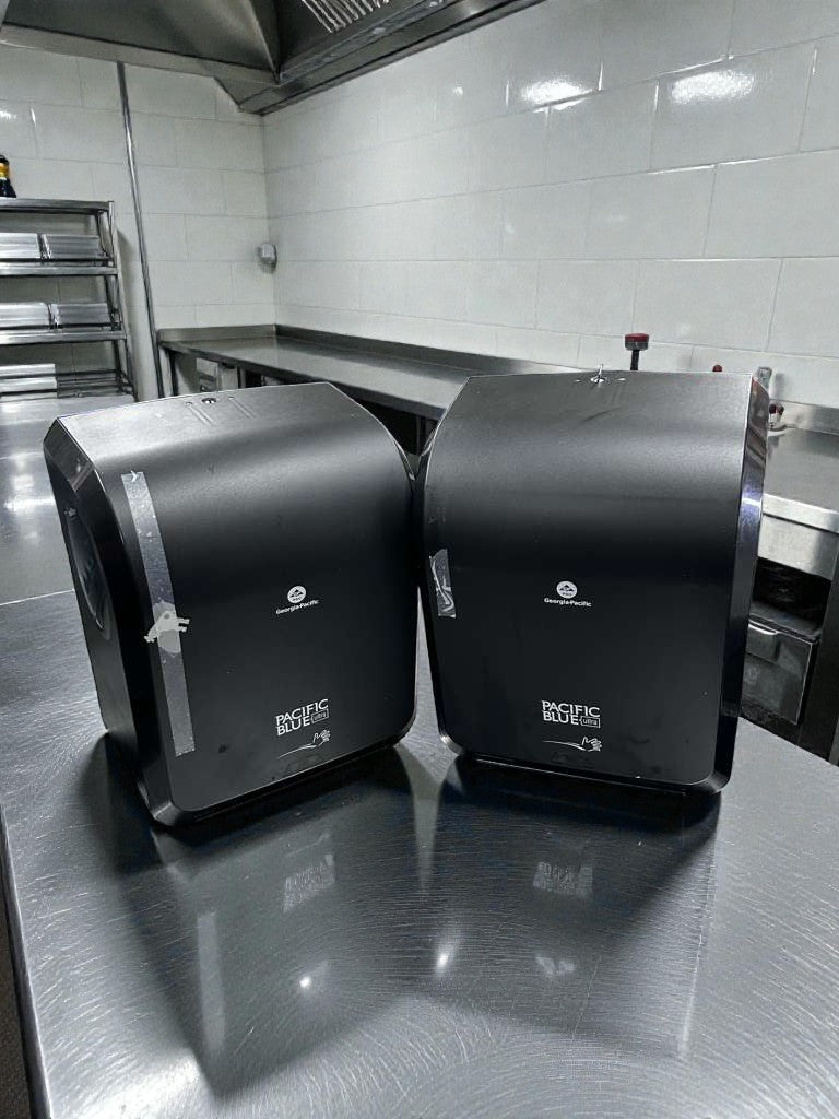 Like-New Condition – Pacific Blue Ultra 59590 – Automated Touchless Paper Towel Dispenser – Quantity 2 – Black – New Open Box – Ready for Use!