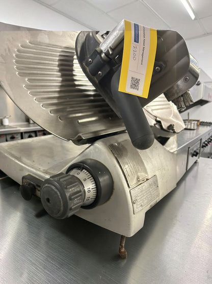 Well-Maintained Condition – Hobart 2812 – 12" Heavy-Duty Manual Meat & Cheese Slicer – 1/2 HP – Built-In Sharpener – 120V – NSF & UL Listed – Fully Tested & Operational!