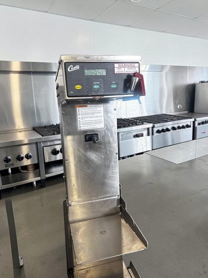 Exceptional Condition – Curtis CBS10000 / CB – Commercial G3 Coffee, Iced Coffee & Iced Tea Combo Brewer – Adjustable Shelf – 120V – Fully Tested & Operational!