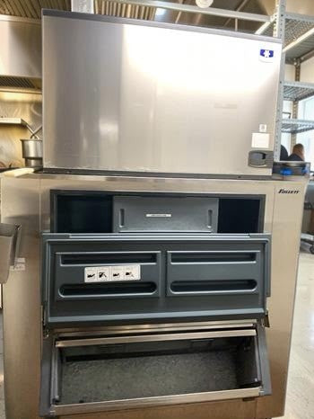 Superior Condition – Follett Sentry Series Ice Storage Bin with Pull-Out Dispenser & Manitowoc Remote Ice Machine Head – Approx. 1500 lb/day – Fully Tested & Operational!