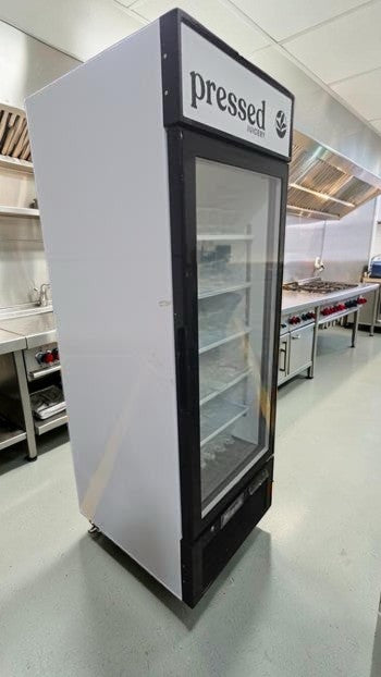 Excellent Condition – Migali C-23RM-HC – 27" One-Section Glass Door Merchandiser Refrigerator – 23 Cu. Ft. – R290 – 115V – Fully Tested & Operational!