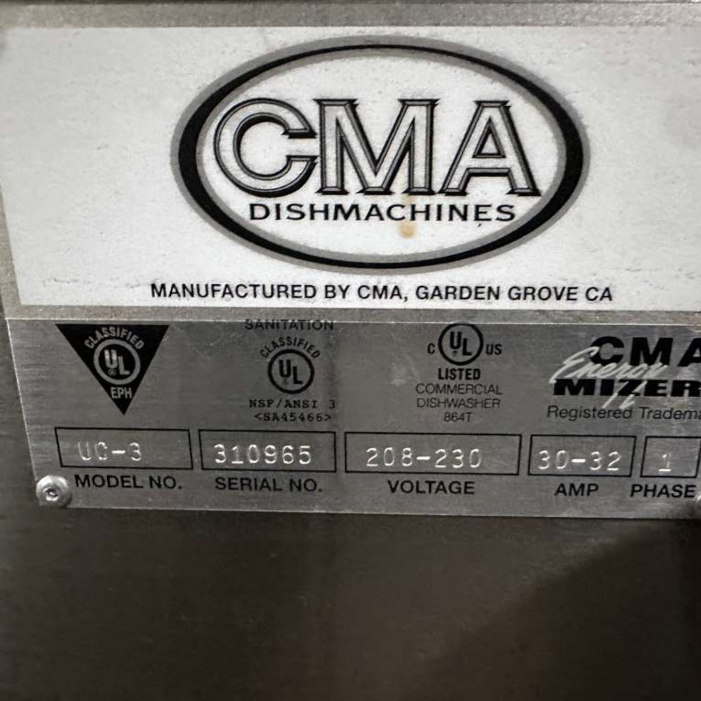 Flawless Condition – Perlick PKHT24 Commercial Underbar Glasswasher – High-Temp Door Type – 24” Wide – 30 Racks/Hour – Fully Tested & Operational!