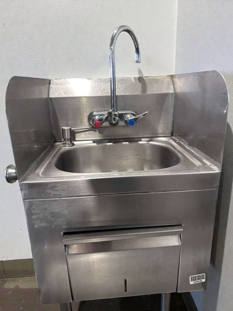 High-Grade Condition – Commercial Stainless Steel Hand Wash Sink – Gooseneck Faucet – Built-In Paper Towel Dispenser – Fully Tested & Operational!