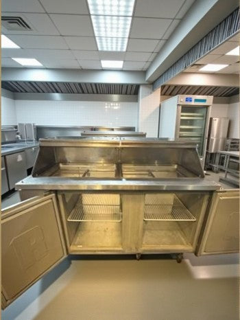 Excellent Condition – Randell 9040K-7 – 60" Sandwich / Salad Top Refrigerated Counter – Stainless Steel Prep Table – 14.67 Cu. Ft. – 115V – NSF / UL Listed – Fully Tested & Operational!
