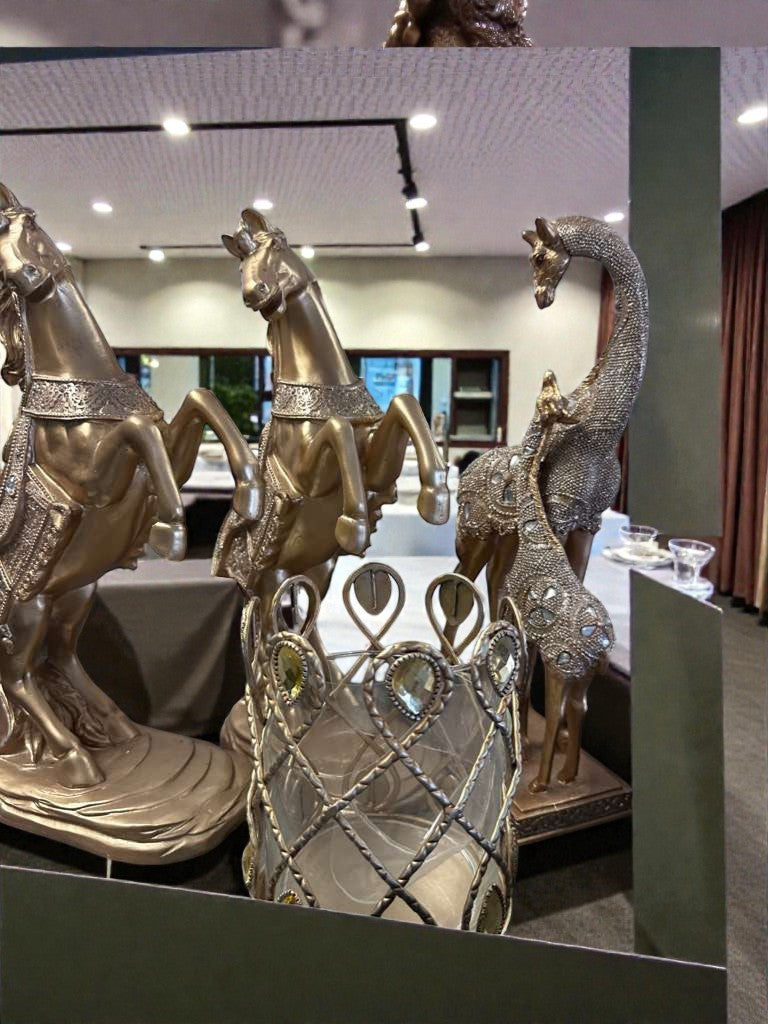 Outstanding Condition – Decorative Gold Horse & Peacock Statue Set – Elegant Home / Office Accent Décor – Like-New & Ready for Display!