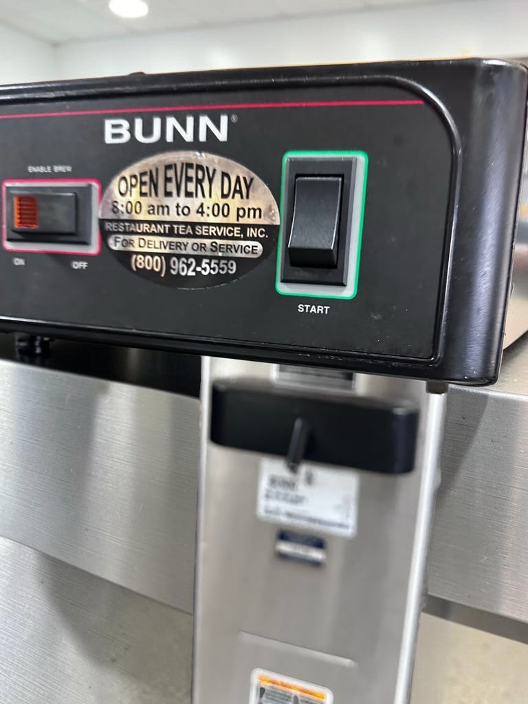 Optimal Condition – BUNN TB3 36700.0009 – 3-Gallon Commercial Iced Tea Brewer with 29" Trunk – 120V – NSF & UL Listed – Fully Tested & Operational!