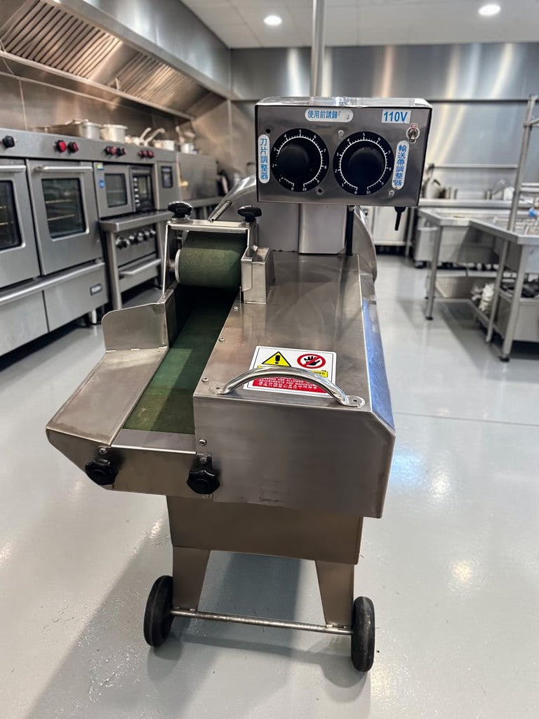 Exceptional Condition – Ming Chun MG-666 – Commercial Conveyor Vegetable Cutting Machine – Adjustable Blade & Belt Speeds – 110V – Fully Tested & Operational!
