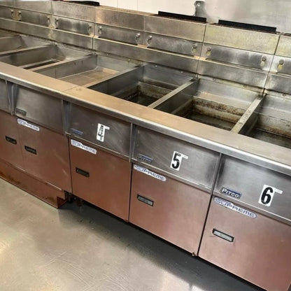 Exceptional Condition – Pitco SSH55 – Commercial Gas Fryer Battery (5 Units) – 50 lb Vats Each – Natural Gas – Built-In Filtration – Fully Tested & Operational!